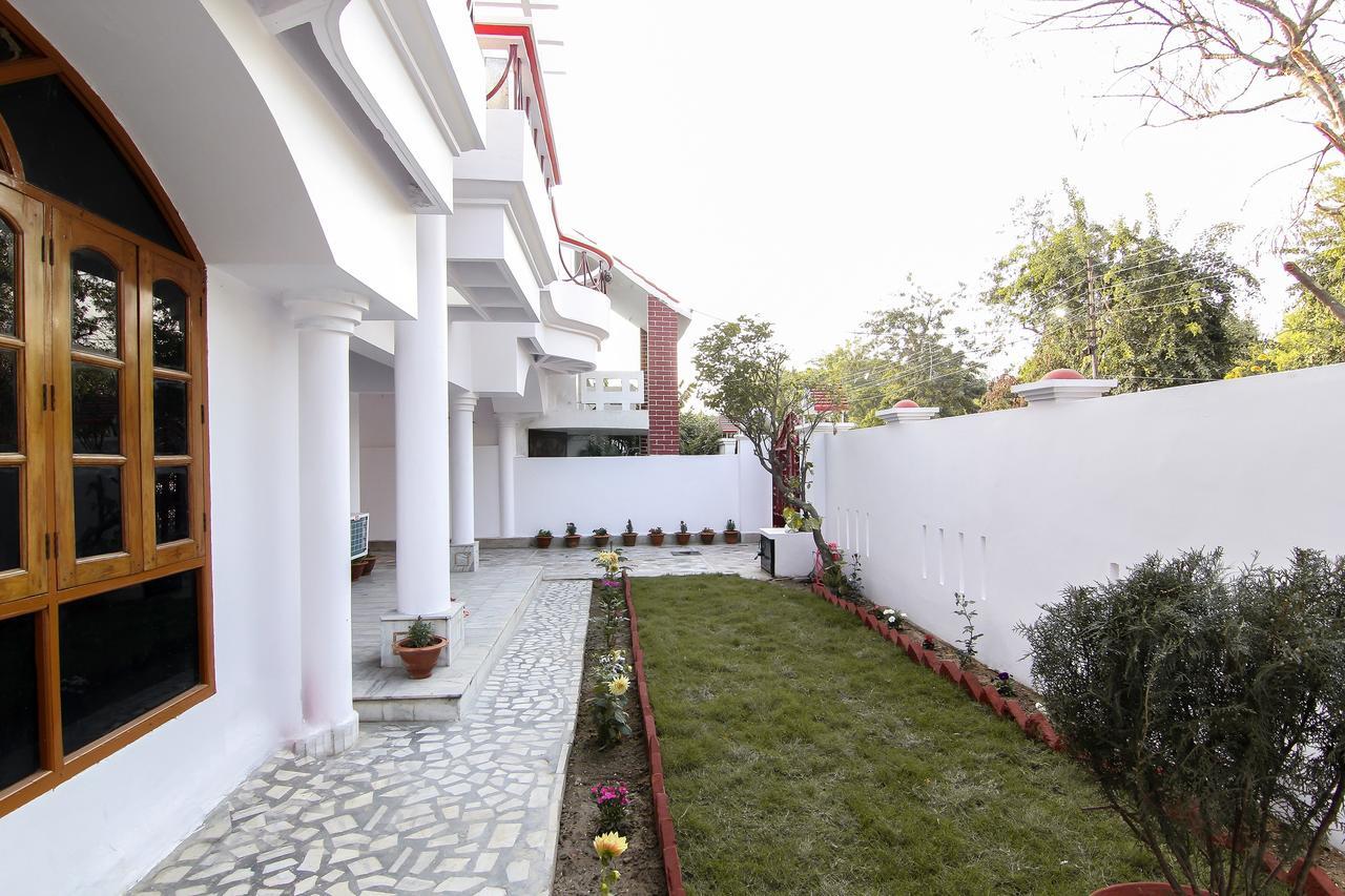 Oyo 12857 D Moon Star 3* Lucknow